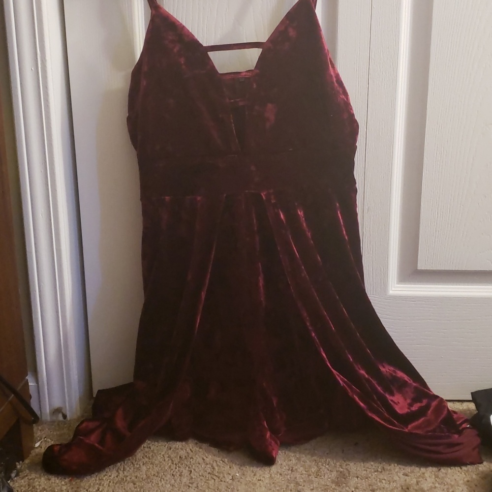 Velvet romper with buttcape?